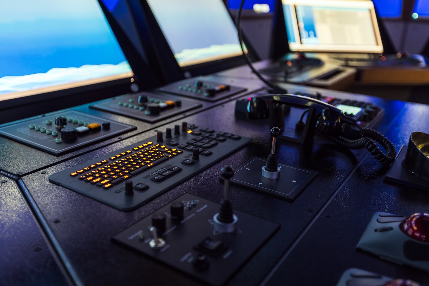 Marine navigation simulator. A modern control room